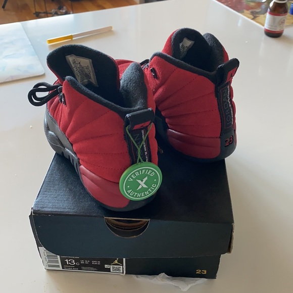 Jordan 12 Retro - Picture 4 of 4